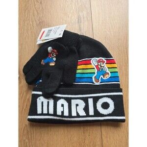 Nintendo officially licensed Super Mario hat and gloves set